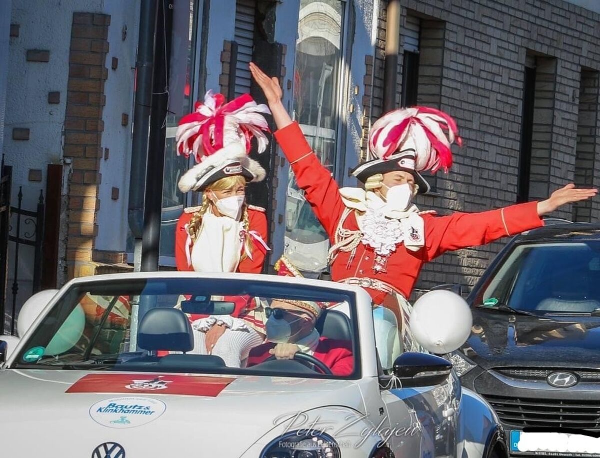 Och wenn d'r Fastelovend dis Johr stiller gefiert weed, hät et uns ärg gefreut dat unser Beetle Cabrio bei dem kleine